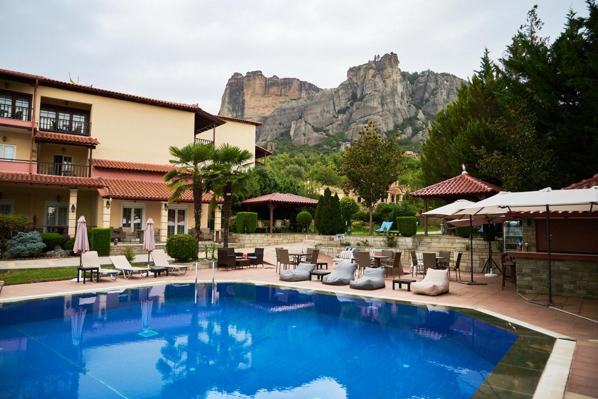 Famissi Sofita 7 Aparthotel กาลัมปากา ภายนอก รูปภาพ
