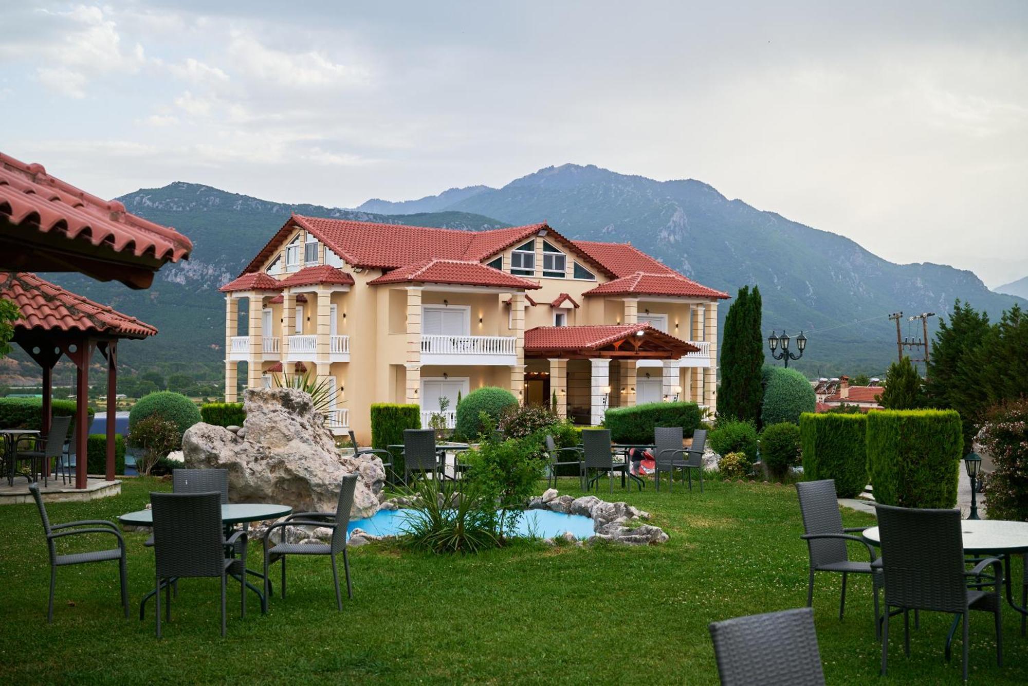 Famissi Sofita 7 Aparthotel กาลัมปากา ภายนอก รูปภาพ