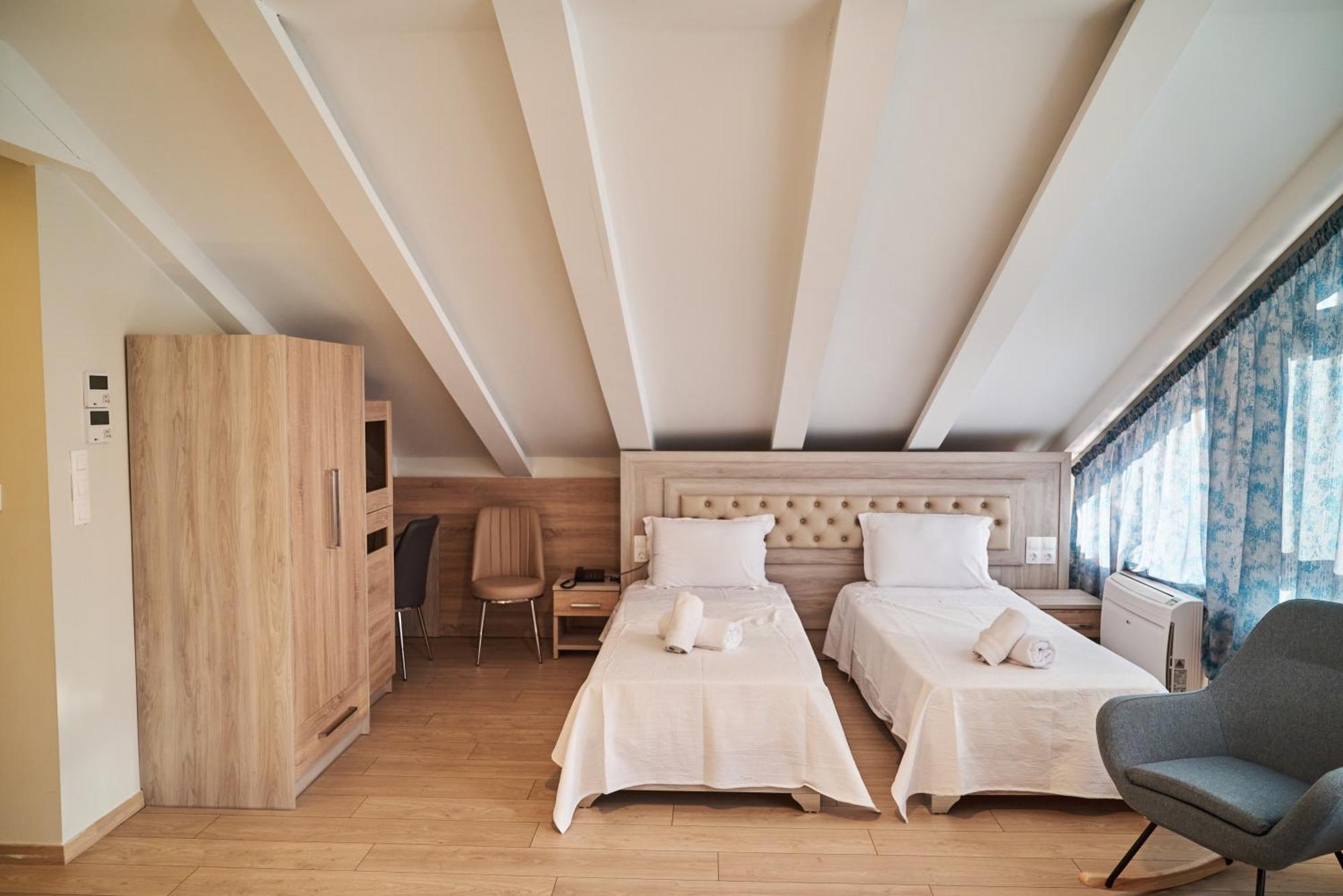 Famissi Sofita 7 Aparthotel กาลัมปากา ภายนอก รูปภาพ