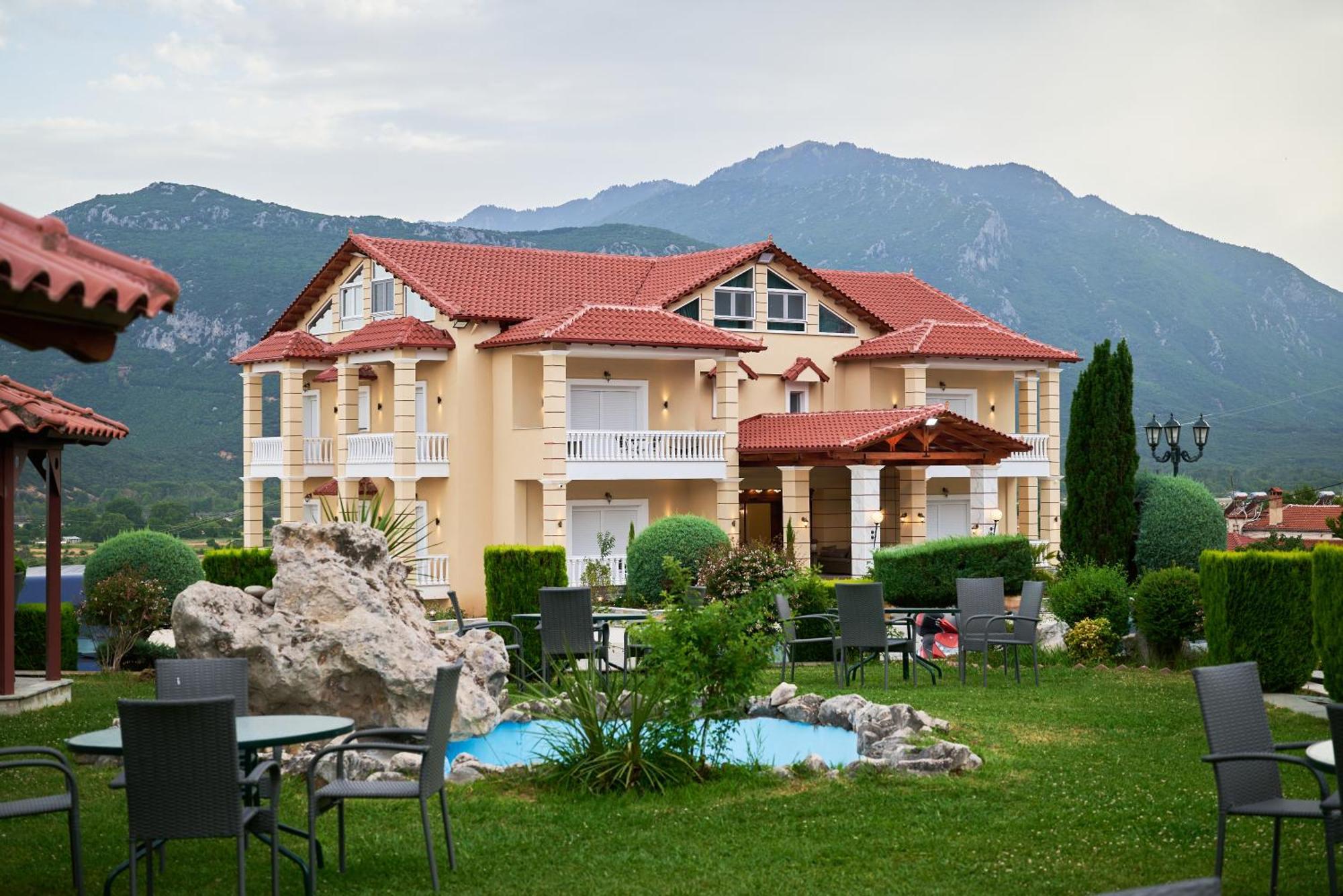 Famissi Sofita 7 Aparthotel กาลัมปากา ภายนอก รูปภาพ