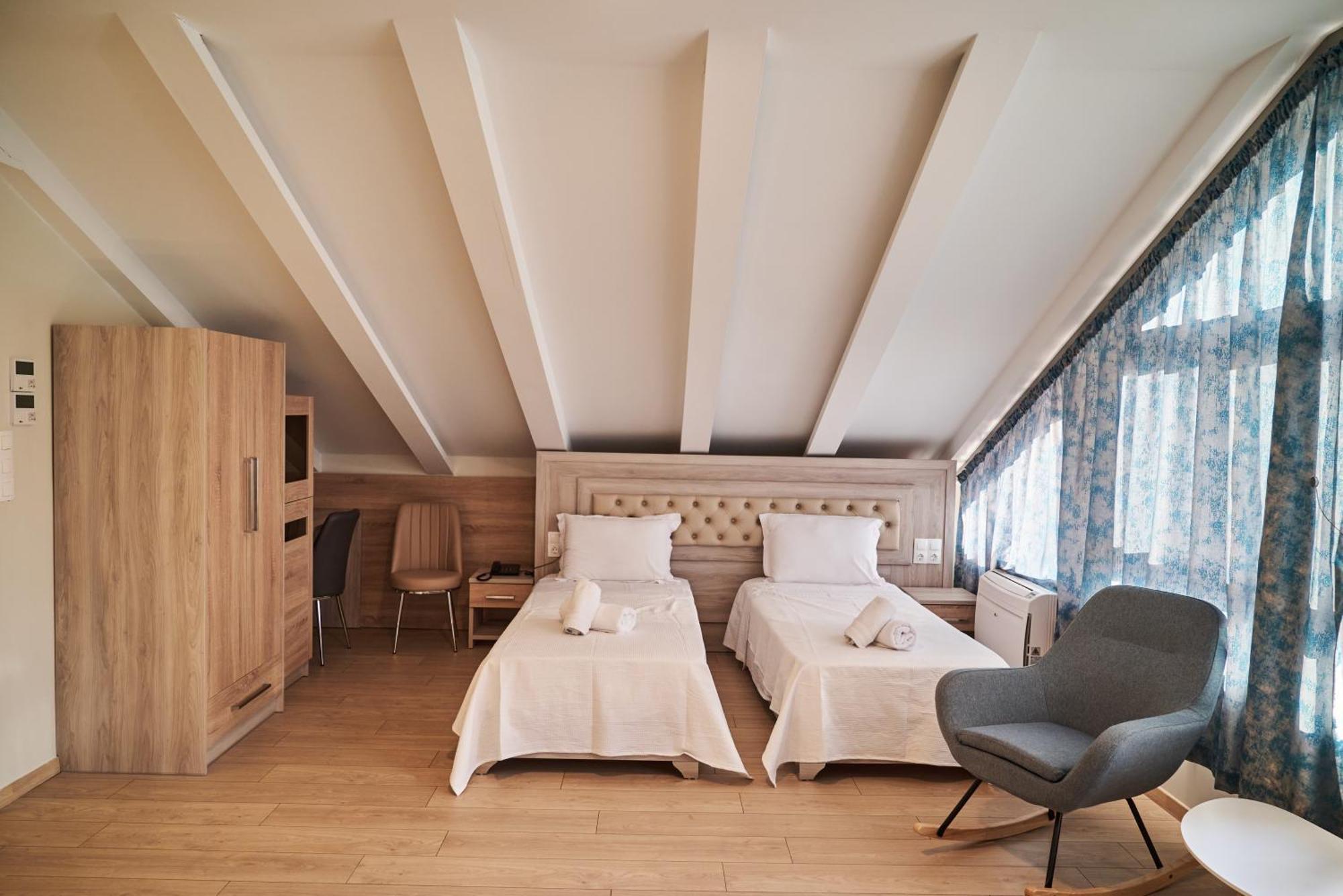 Famissi Sofita 7 Aparthotel กาลัมปากา ภายนอก รูปภาพ